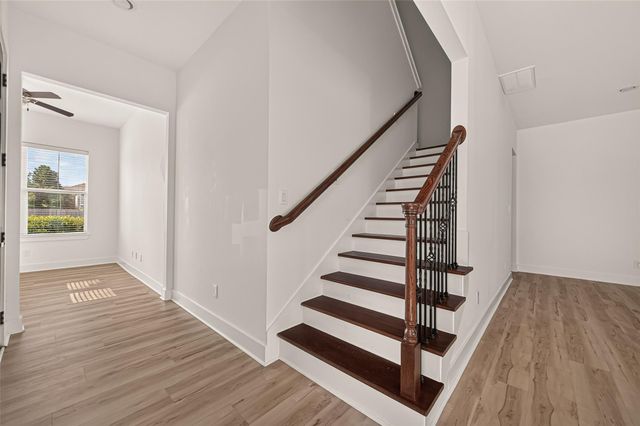 8821 Hollister Pine Court, Houston, TX 77080