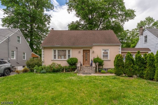 339 Oakwood Ave, Kenilworth Boro, NJ 07033