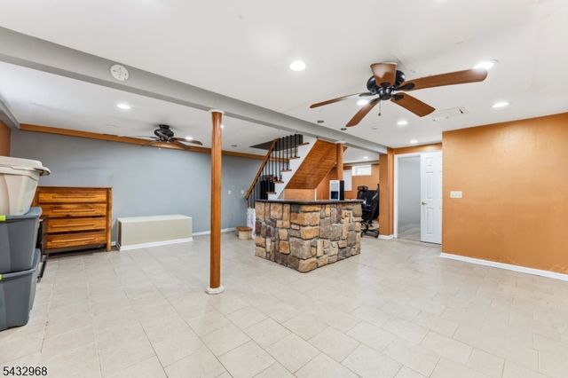 339 Oakwood Ave, Kenilworth Boro, NJ 07033