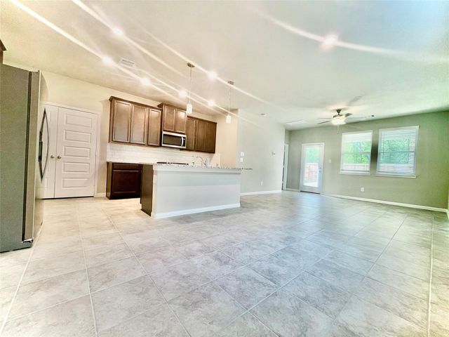 17526 Rosette Grass Drive, Conroe, TX 77385