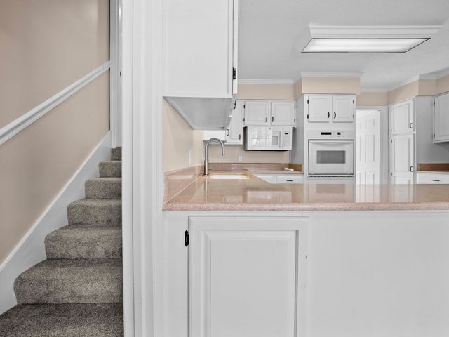 130 Ervin Dr, Hendersonville, TN 37075