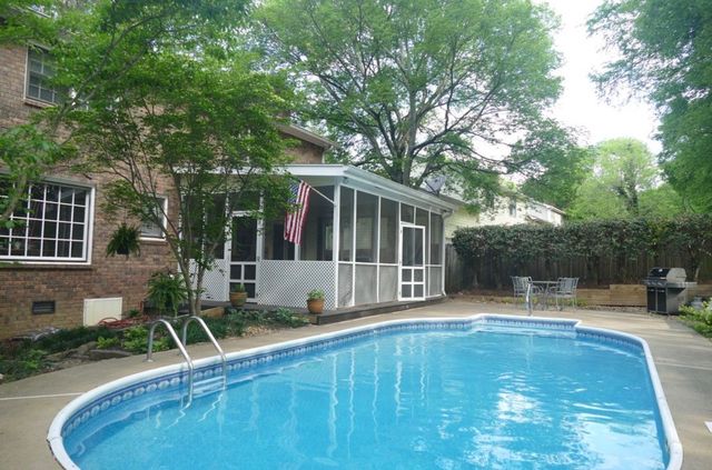 130 Ervin Dr, Hendersonville, TN 37075