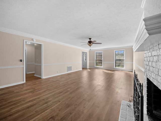 130 Ervin Dr, Hendersonville, TN 37075