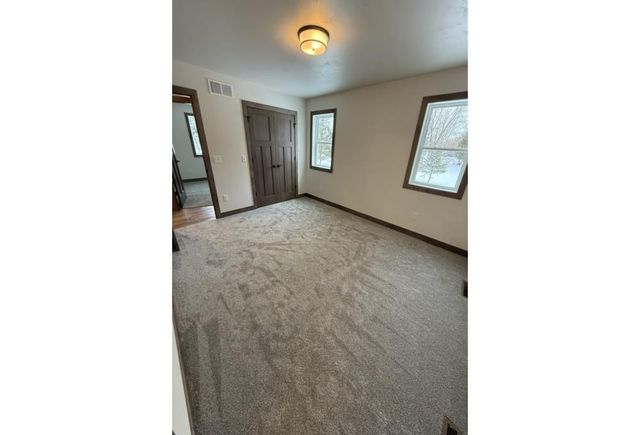 709 ROBIN STREET, New London, WI 54961