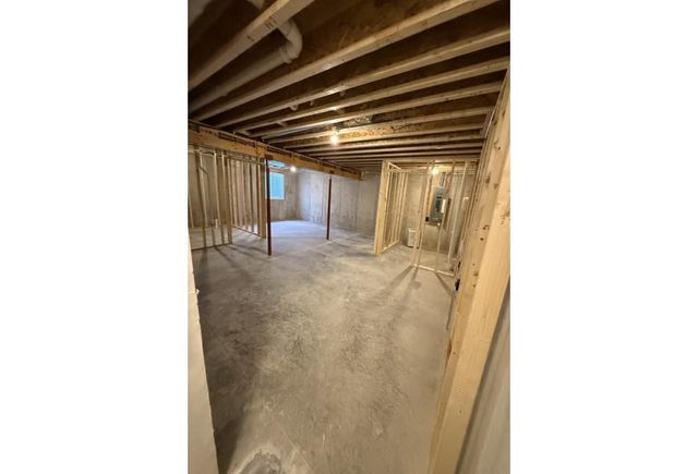 709 ROBIN STREET, New London, WI 54961