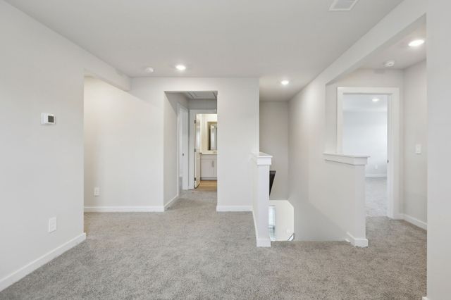 4253 Skyridge Dr, Nashville, TN 37207