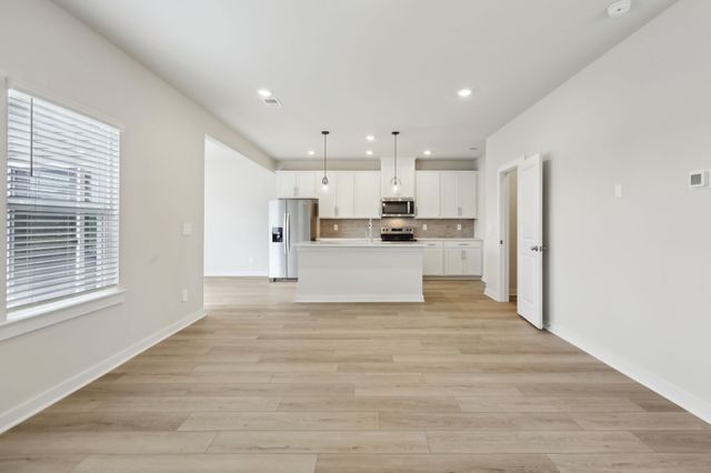 4253 Skyridge Dr, Nashville, TN 37207