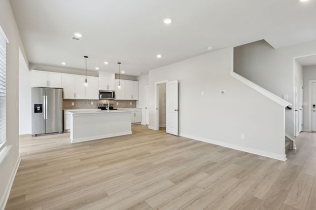 4253 Skyridge Dr, Nashville, TN 37207