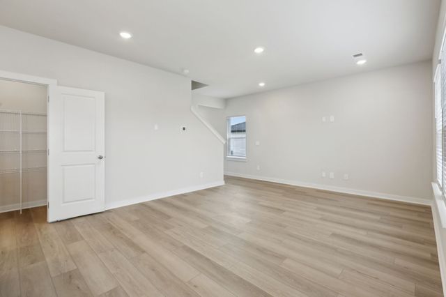 4253 Skyridge Dr, Nashville, TN 37207