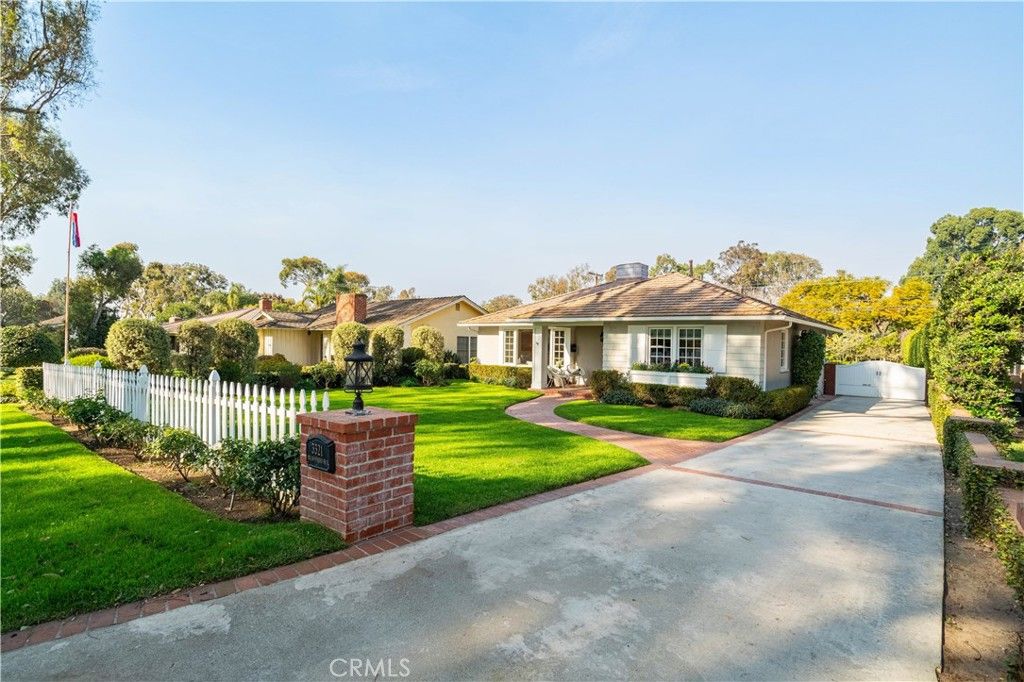 3321 Palos Verdes Drive North N, Palos Verdes Estates, CA 90274 — exterior