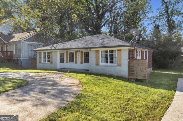 1452 Mercer Avenue, College Park, GA 30337