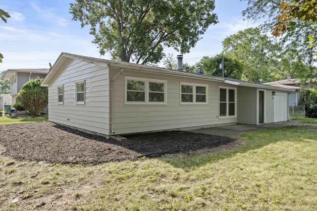 6767 Van Buren Street, Merrillville, IN 46410