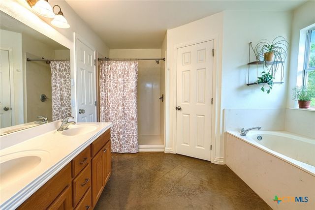 1652 Homestead, Kempner, TX 76539