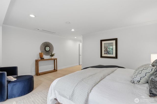 20224 SE 26th Street, Sammamish, WA 98075