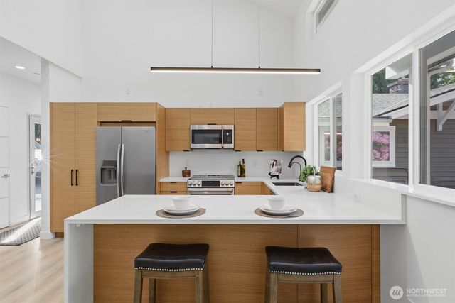 20224 SE 26th Street, Sammamish, WA 98075