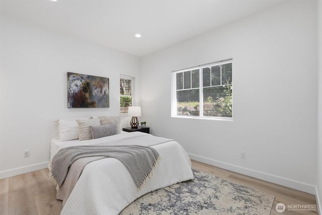 20224 SE 26th Street, Sammamish, WA 98075