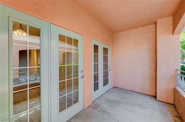 10553 Pine Pointe Avenue 102, Las Vegas, NV 89144