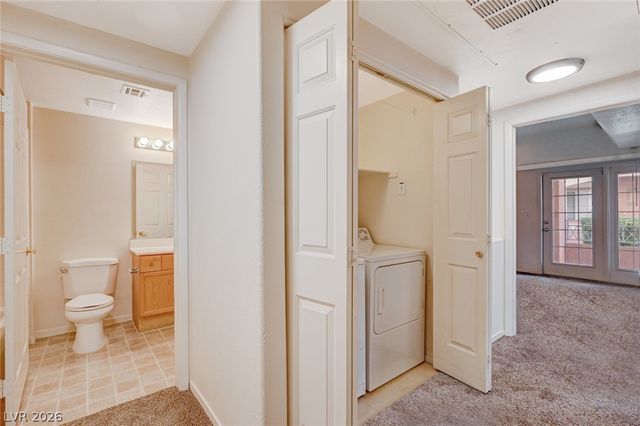 10553 Pine Pointe Avenue 102, Las Vegas, NV 89144