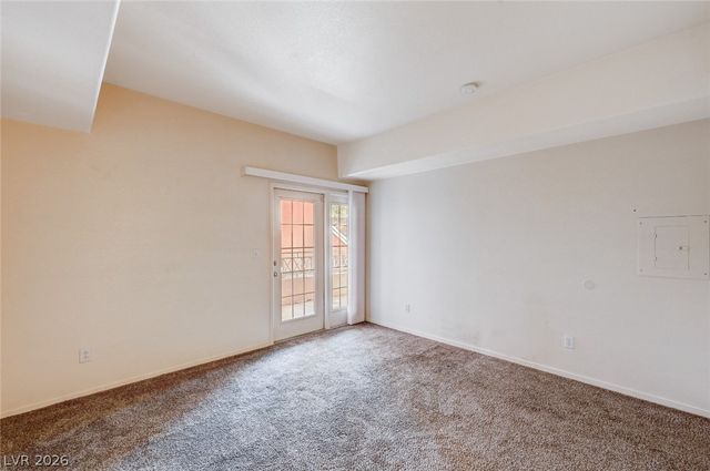 10553 Pine Pointe Avenue 102, Las Vegas, NV 89144