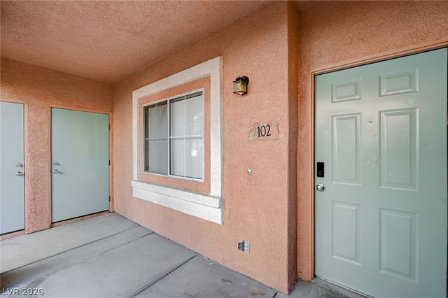 10553 Pine Pointe Avenue 102, Las Vegas, NV 89144