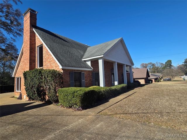 650 HILLSBORO Road, Montgomery, AL 36104