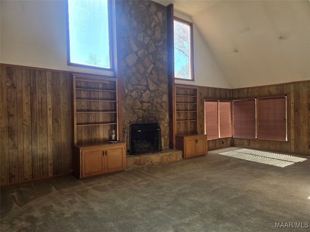 650 HILLSBORO Road, Montgomery, AL 36104