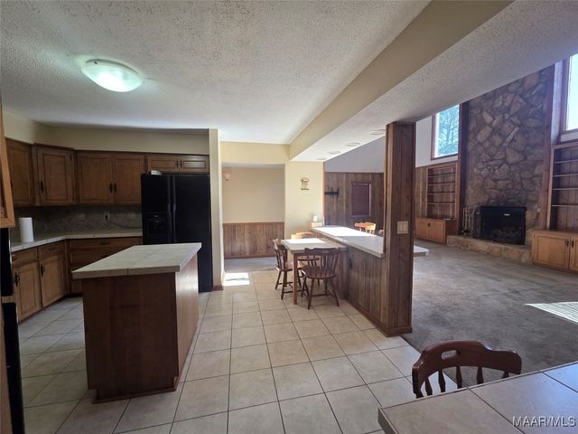 650 HILLSBORO Road, Montgomery, AL 36104