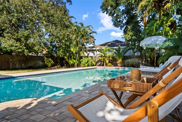 4117 W ZELAR STREET, Tampa, FL 33629