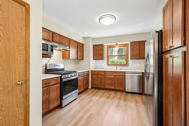 4202 Lake STREET, Burlington, WI 53105