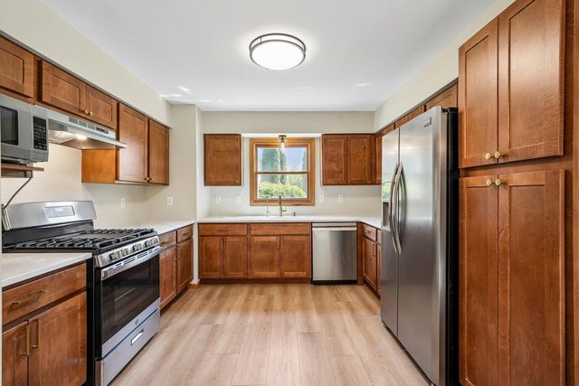 4202 Lake STREET, Burlington, WI 53105