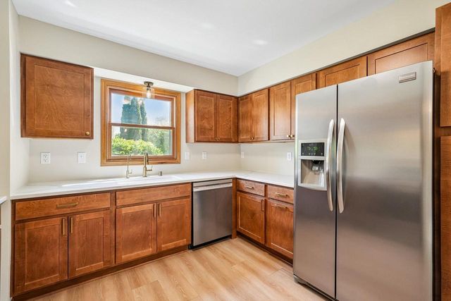 4202 Lake STREET, Burlington, WI 53105