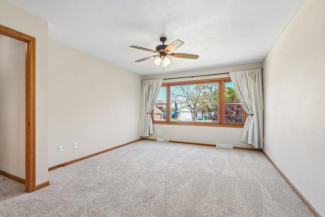 4202 Lake STREET, Burlington, WI 53105