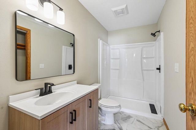 4202 Lake STREET, Burlington, WI 53105