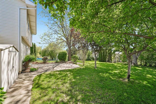4202 Lake STREET, Burlington, WI 53105