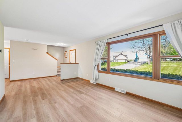 4202 Lake STREET, Burlington, WI 53105