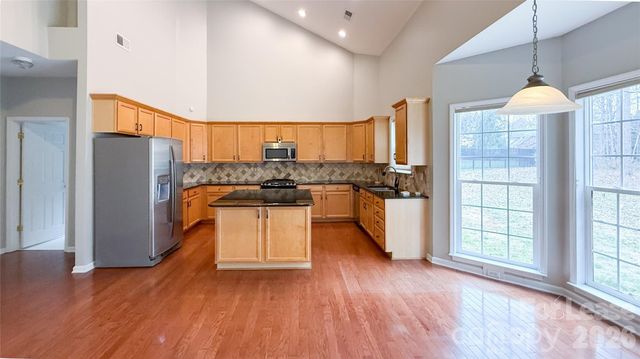 8811 Singleton Court 567, Huntersville, NC 28078