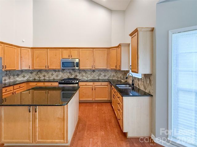 8811 Singleton Court 567, Huntersville, NC 28078