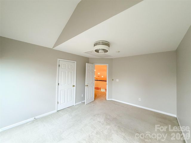 8811 Singleton Court 567, Huntersville, NC 28078