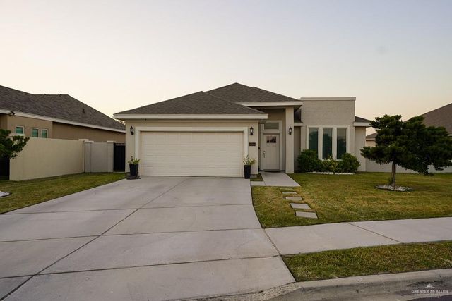 1909 Macquarie Drive, Edinburg, TX 78542