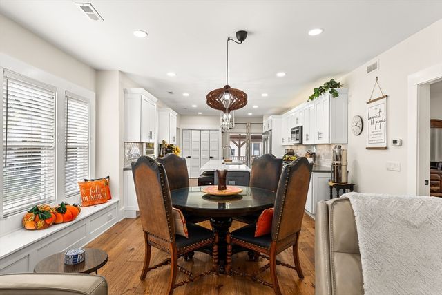 1705-1707 Northampton Street, Holyoke, MA 01040