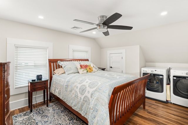 1705-1707 Northampton Street, Holyoke, MA 01040