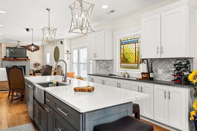 1705-1707 Northampton Street, Holyoke, MA 01040