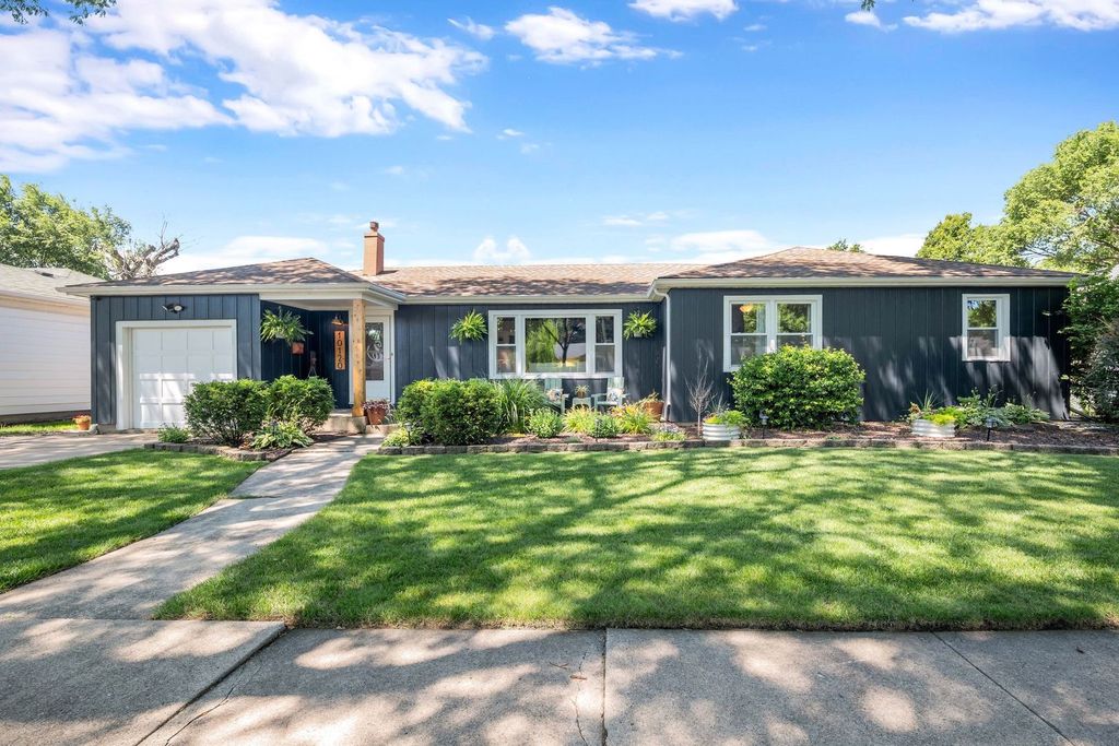 10120 S Kolin Avenue, Oak Lawn, IL 60453 — exterior