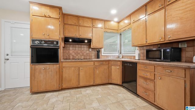 1105 BEAVER AVENUE, Birmingham, AL 35214