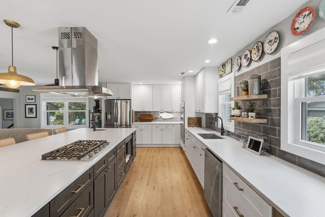 213 Shady Lane, Charleston, SC 29407