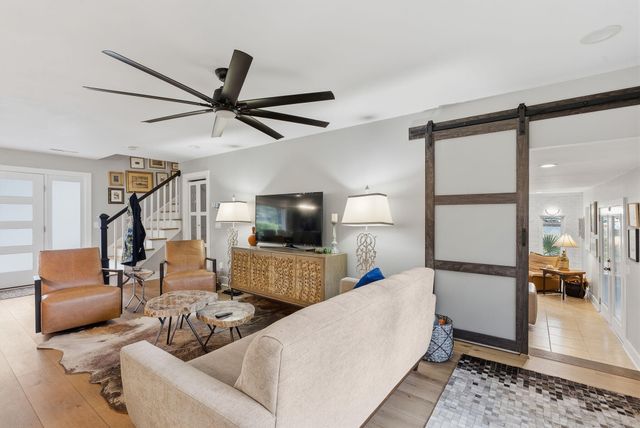 213 Shady Lane, Charleston, SC 29407