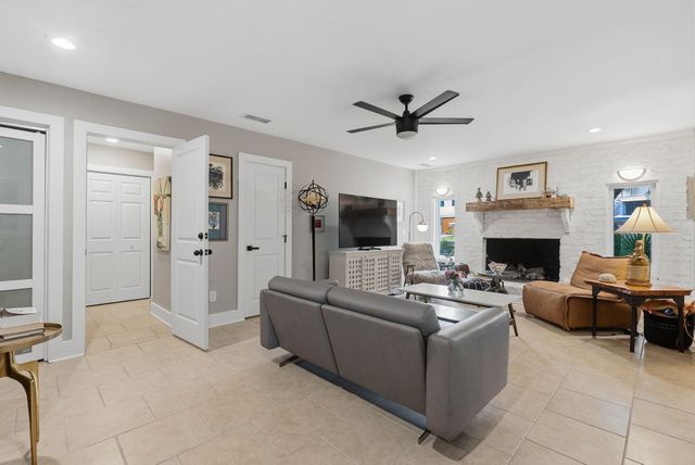 213 Shady Lane, Charleston, SC 29407