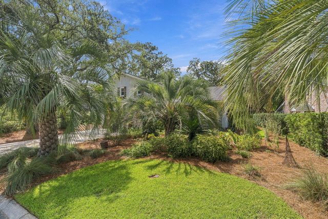 213 Shady Lane, Charleston, SC 29407