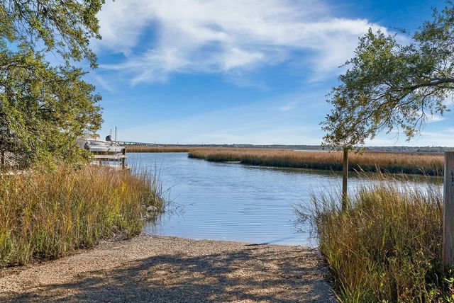 213 Shady Lane, Charleston, SC 29407