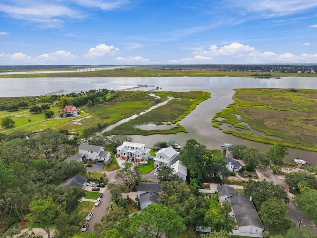 213 Shady Lane, Charleston, SC 29407